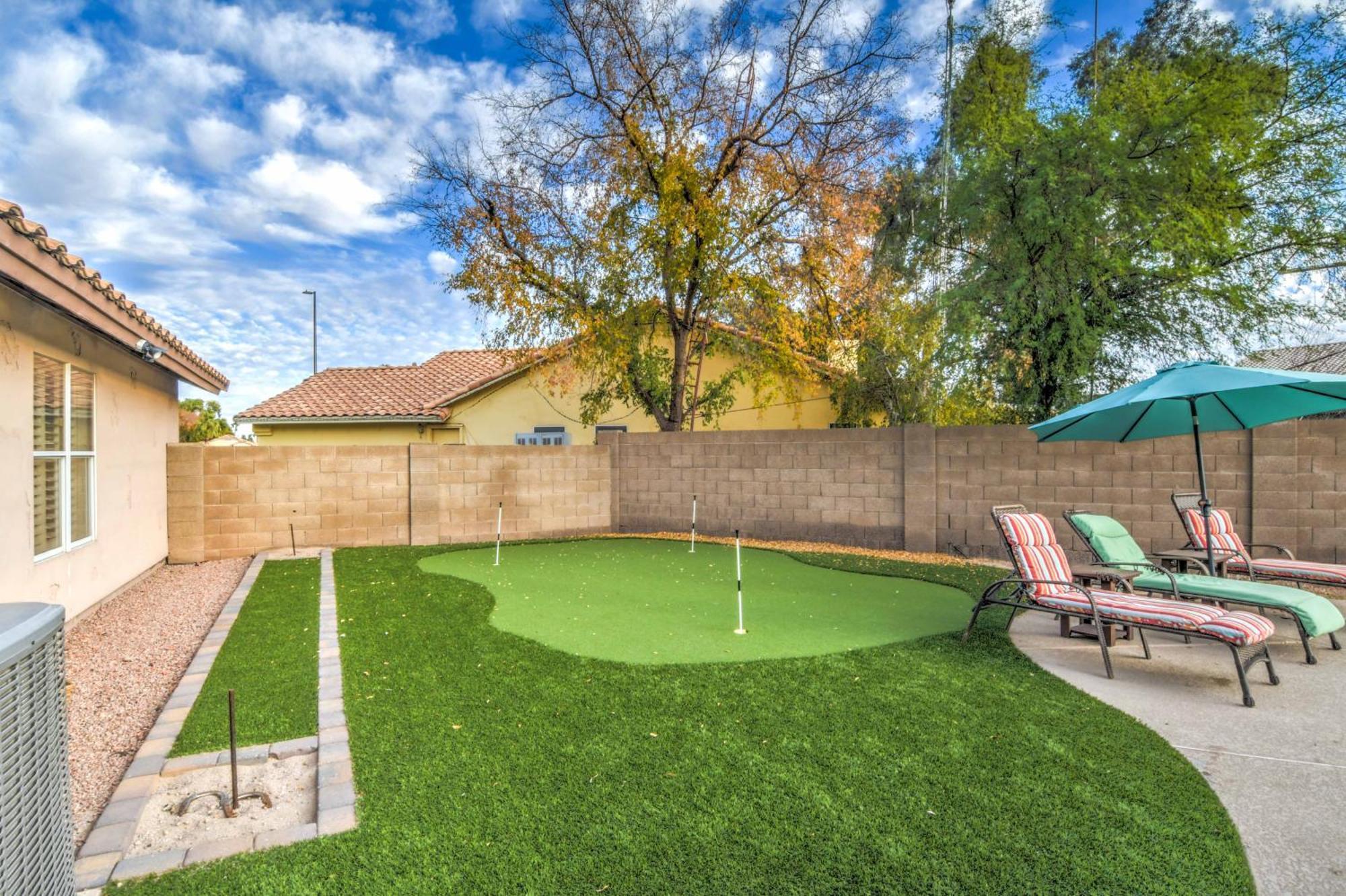 Route 66 Oasis In Downtown Gilbert With Heated Pool & Mini Golf Villa Bagian luar foto