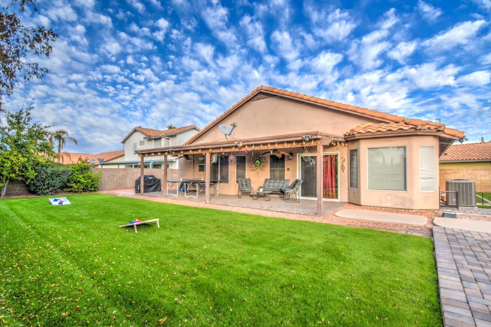 Route 66 Oasis In Downtown Gilbert With Heated Pool & Mini Golf Villa Bagian luar foto