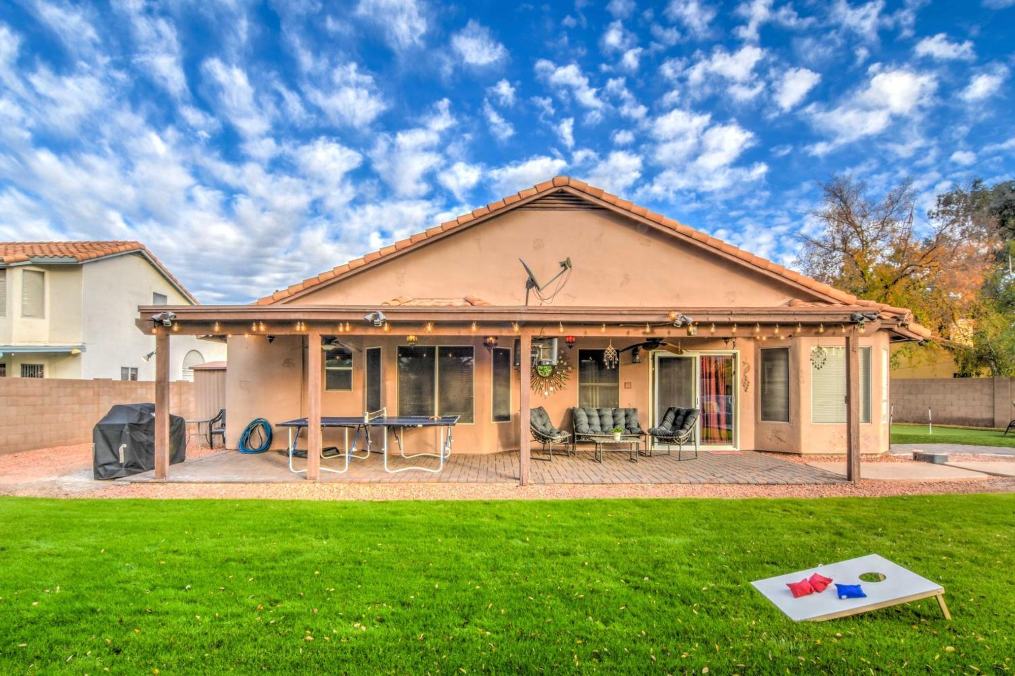 Route 66 Oasis In Downtown Gilbert With Heated Pool & Mini Golf Villa Bagian luar foto